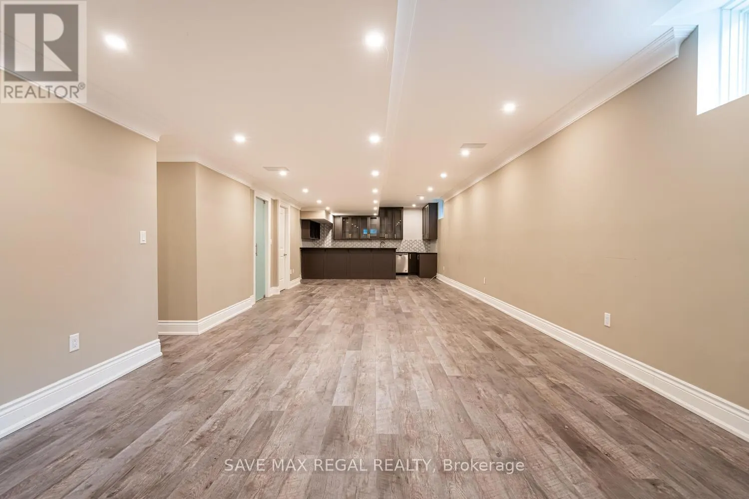 376 TORREY PINES ROAD