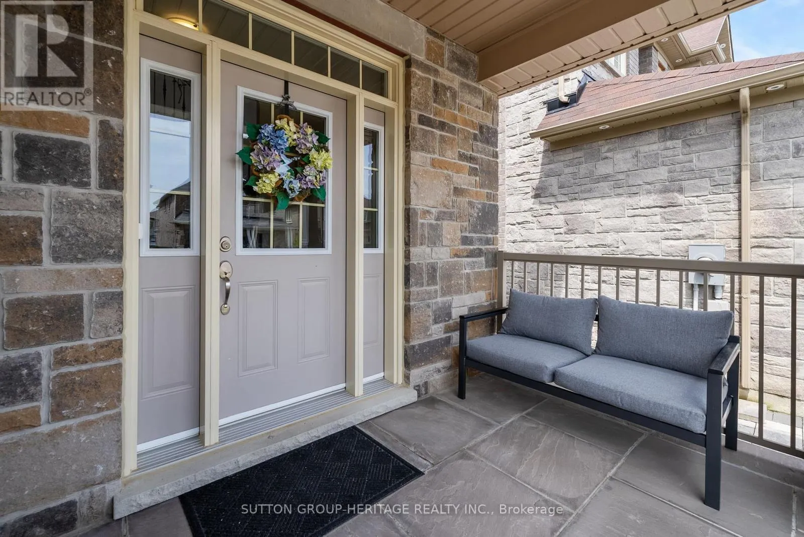 54 ROBB THOMPSON ROAD