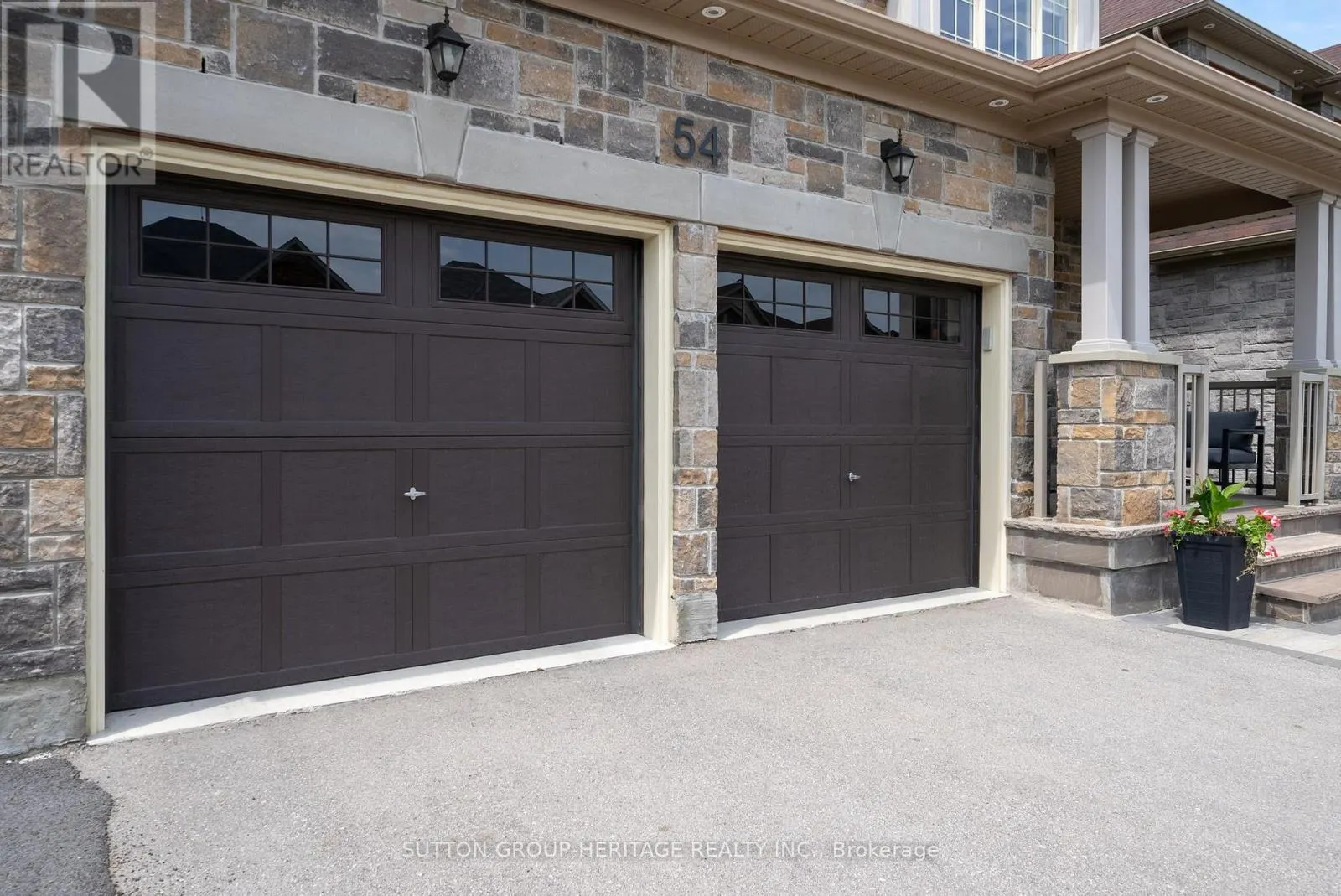 54 ROBB THOMPSON ROAD