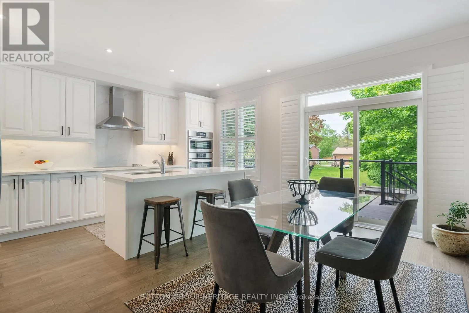 54 ROBB THOMPSON ROAD