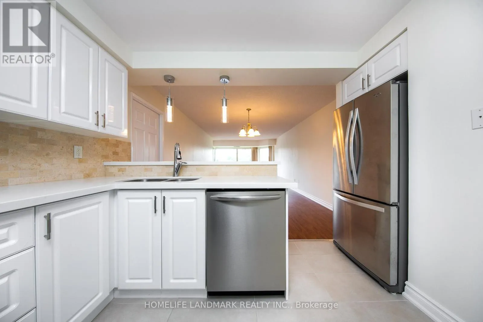 #302 - 175 CEDAR AVENUE