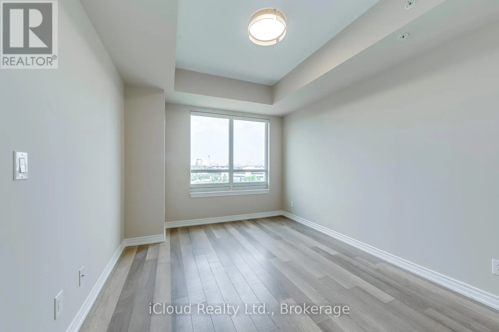 804 - 9255 JANE STREET