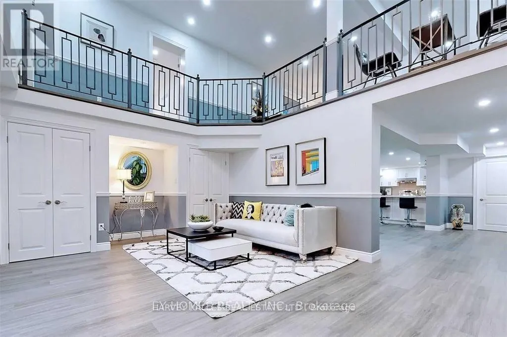 FRONT - 59 HEMINGWAY CRESCENT