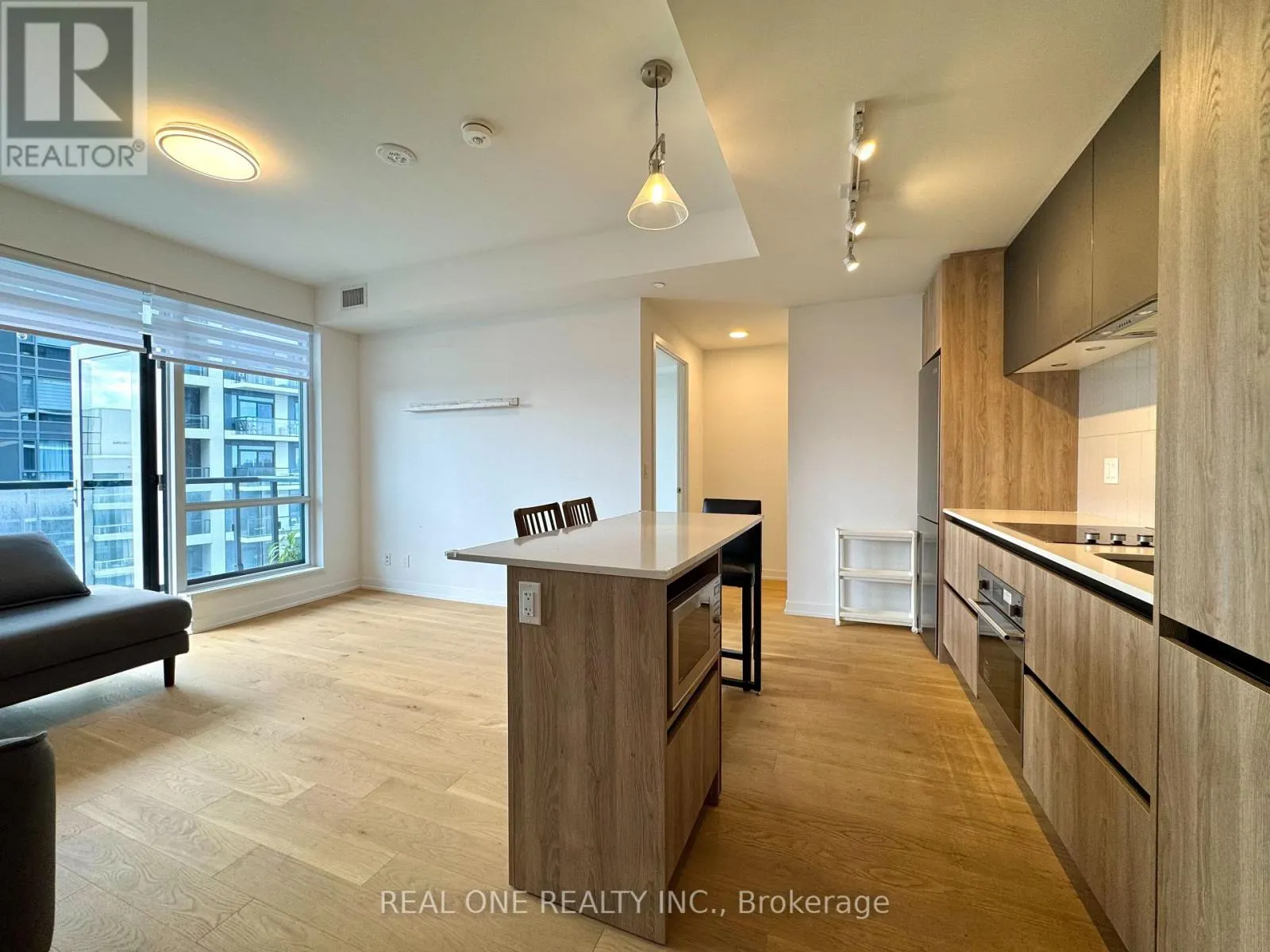 1326 - 7950 BATHURST STREET