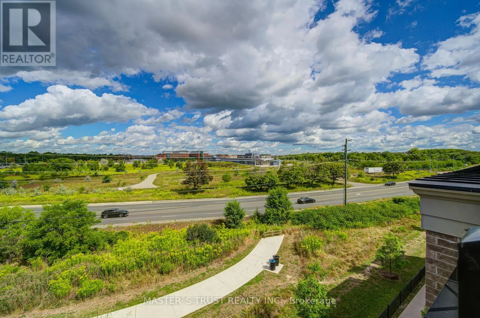 507 - 30 DUNSHEATH WAY