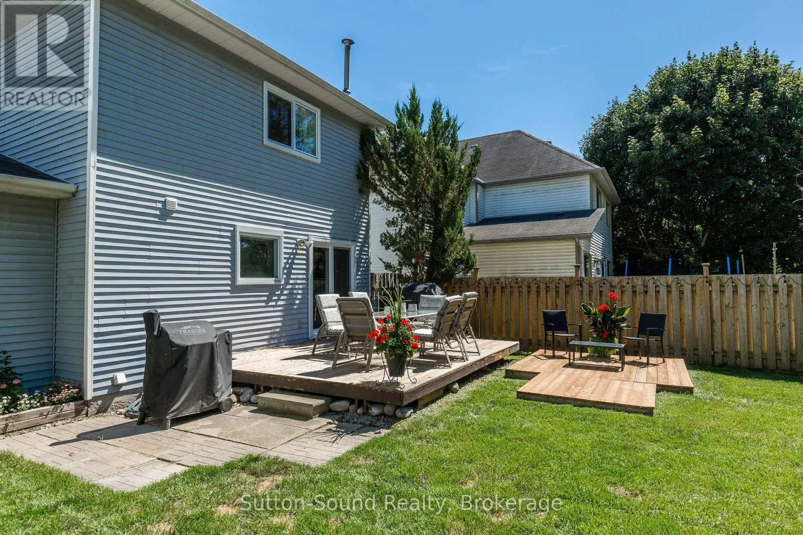 1926 APPLEWOOD AVENUE