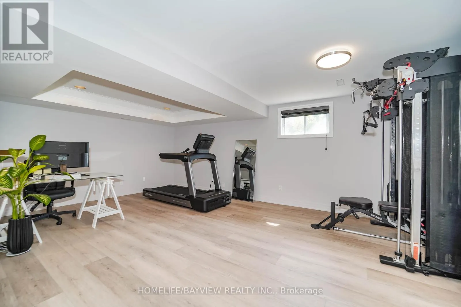 32 SILVER ASPEN DRIVE