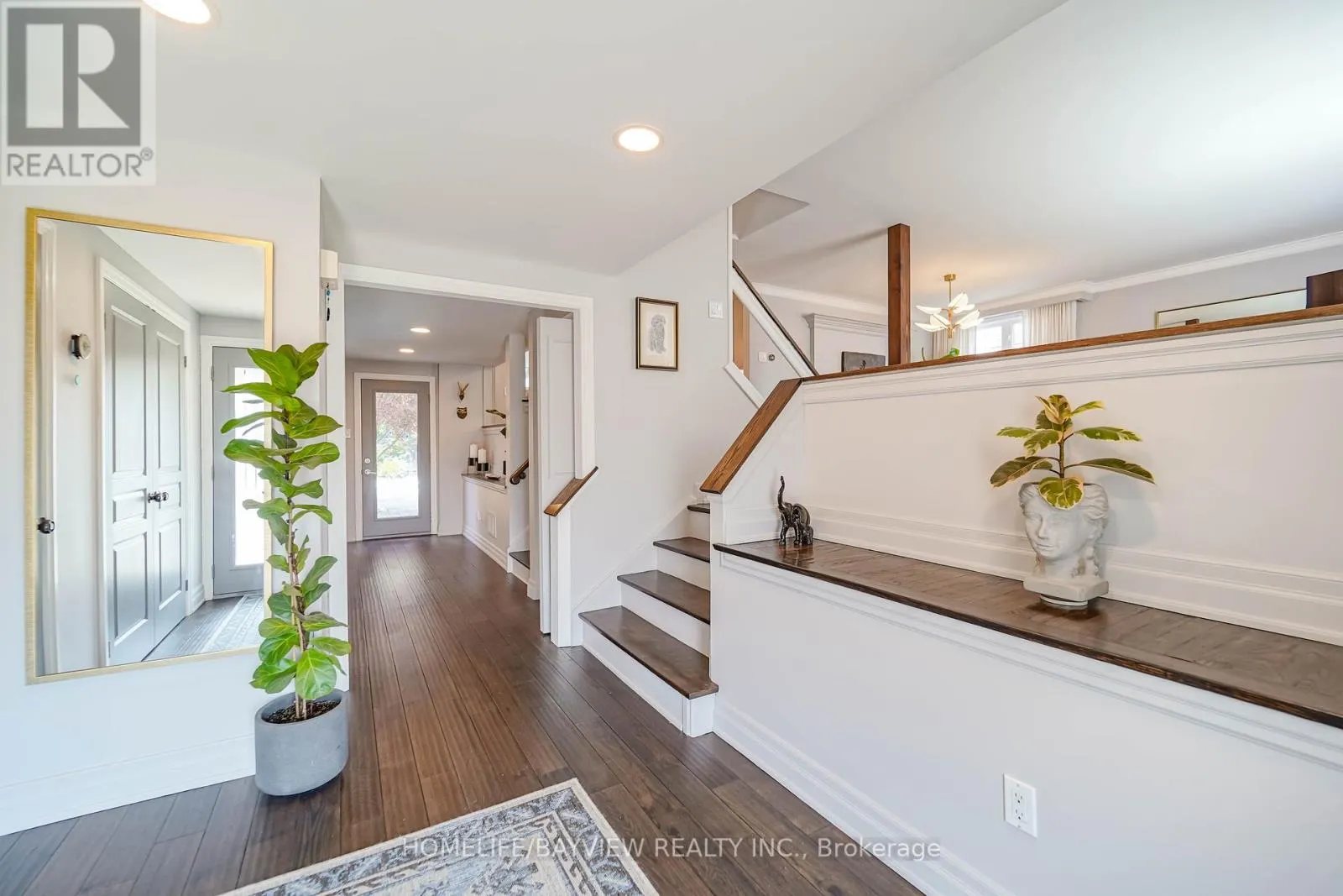 32 SILVER ASPEN DRIVE