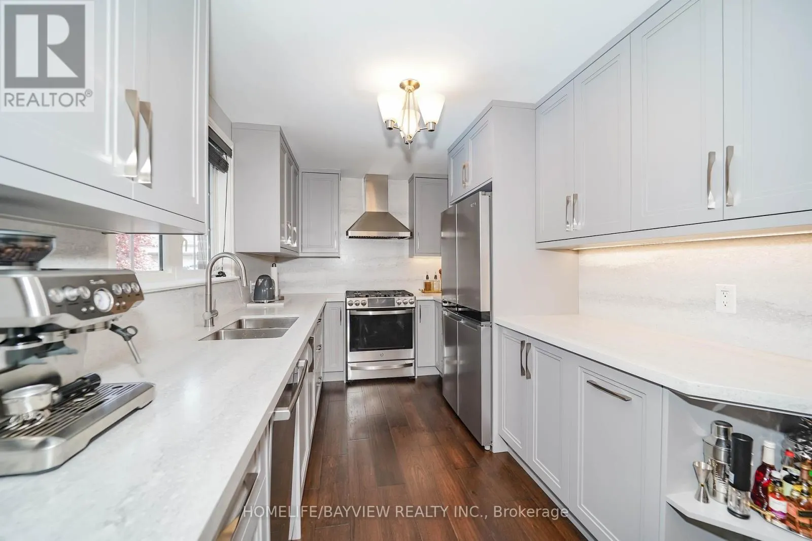 32 SILVER ASPEN DRIVE