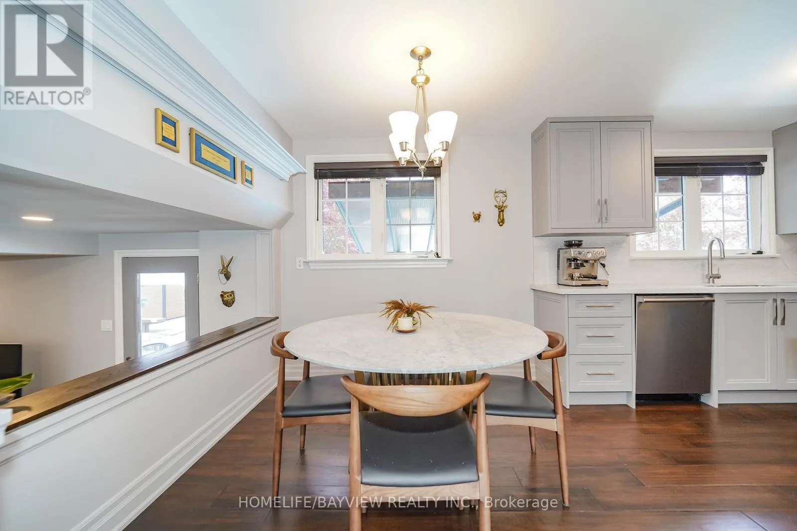 32 SILVER ASPEN DRIVE