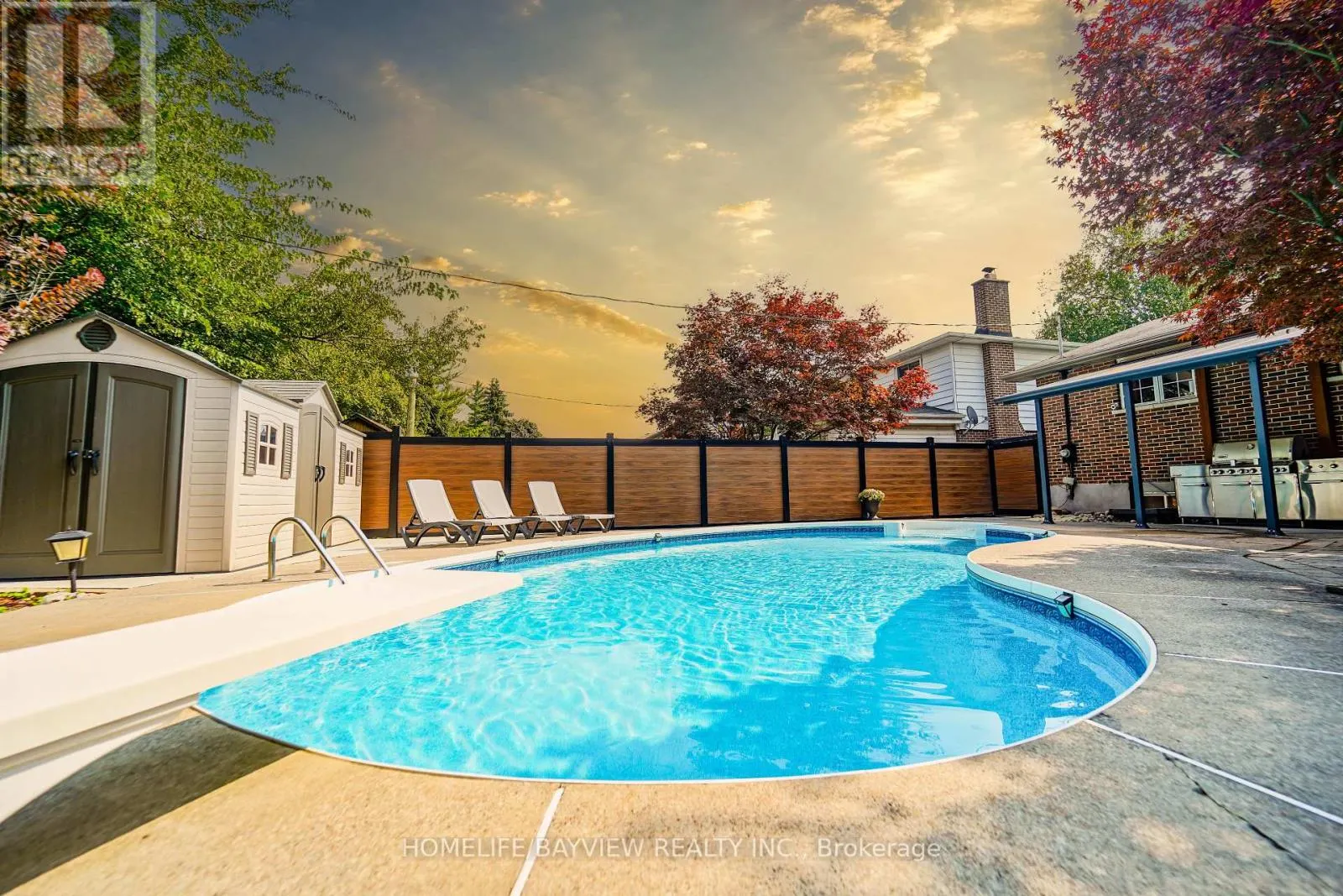 32 SILVER ASPEN DRIVE