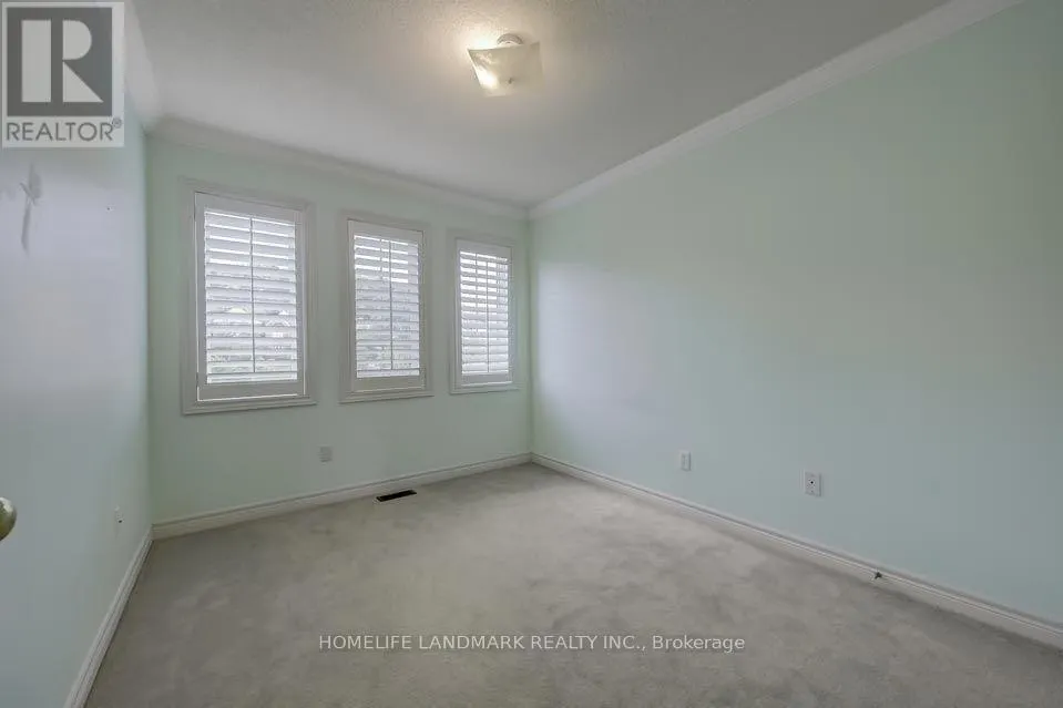 UPPER - 92 HAWKES DRIVE