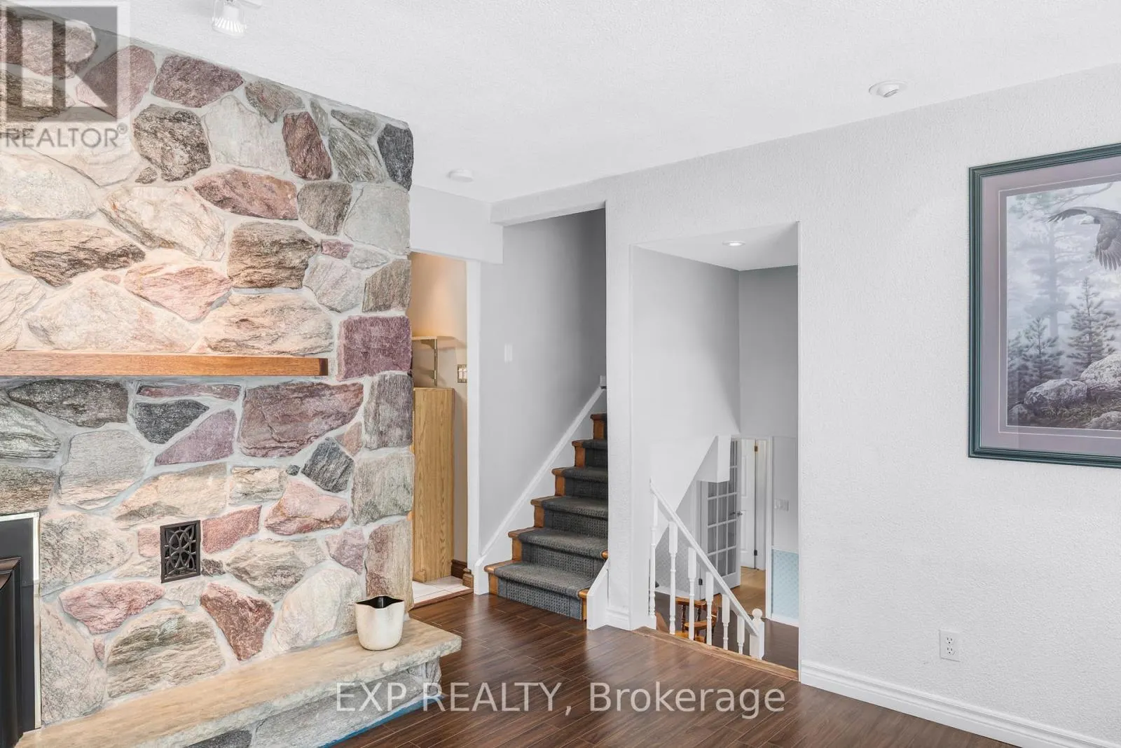 3990 MOUNT ALBERT ROAD