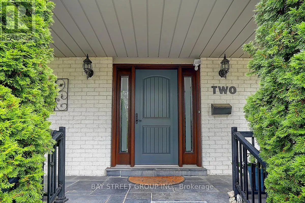 2 RIVERVIEW ROAD