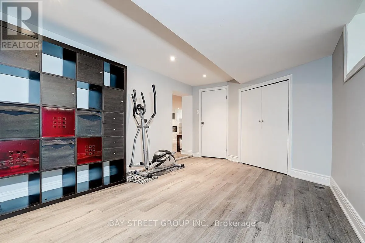 2 RIVERVIEW ROAD