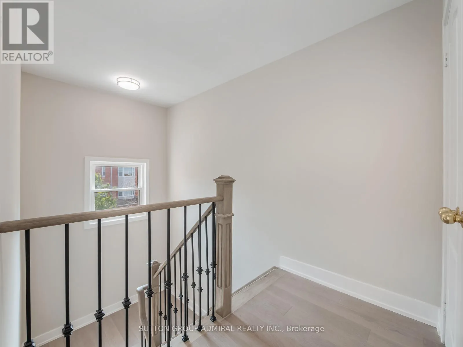 12 TOVA PLACE