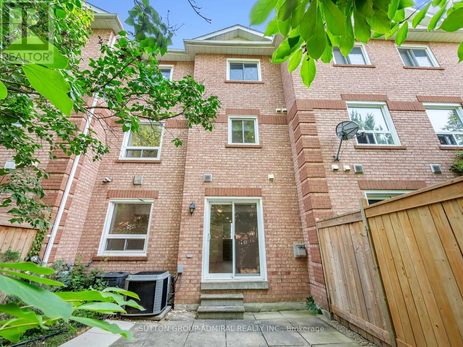 12 TOVA PLACE