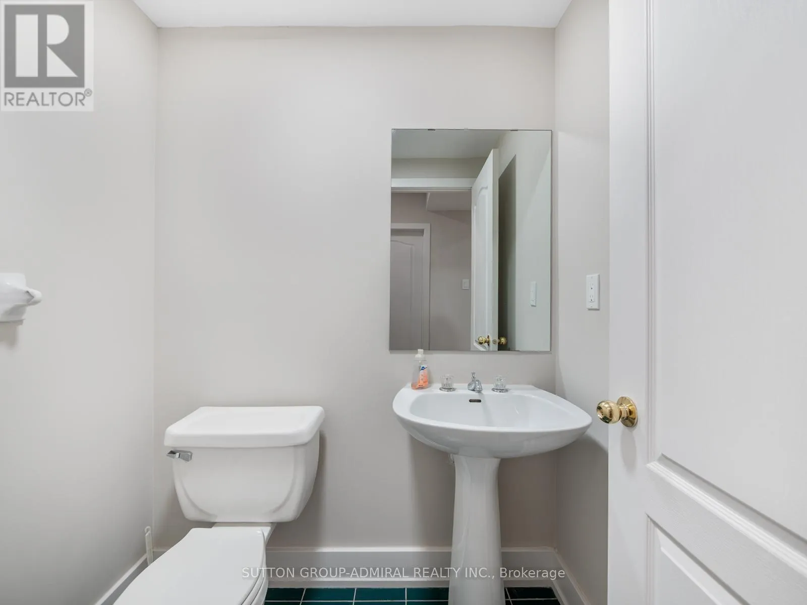 12 TOVA PLACE