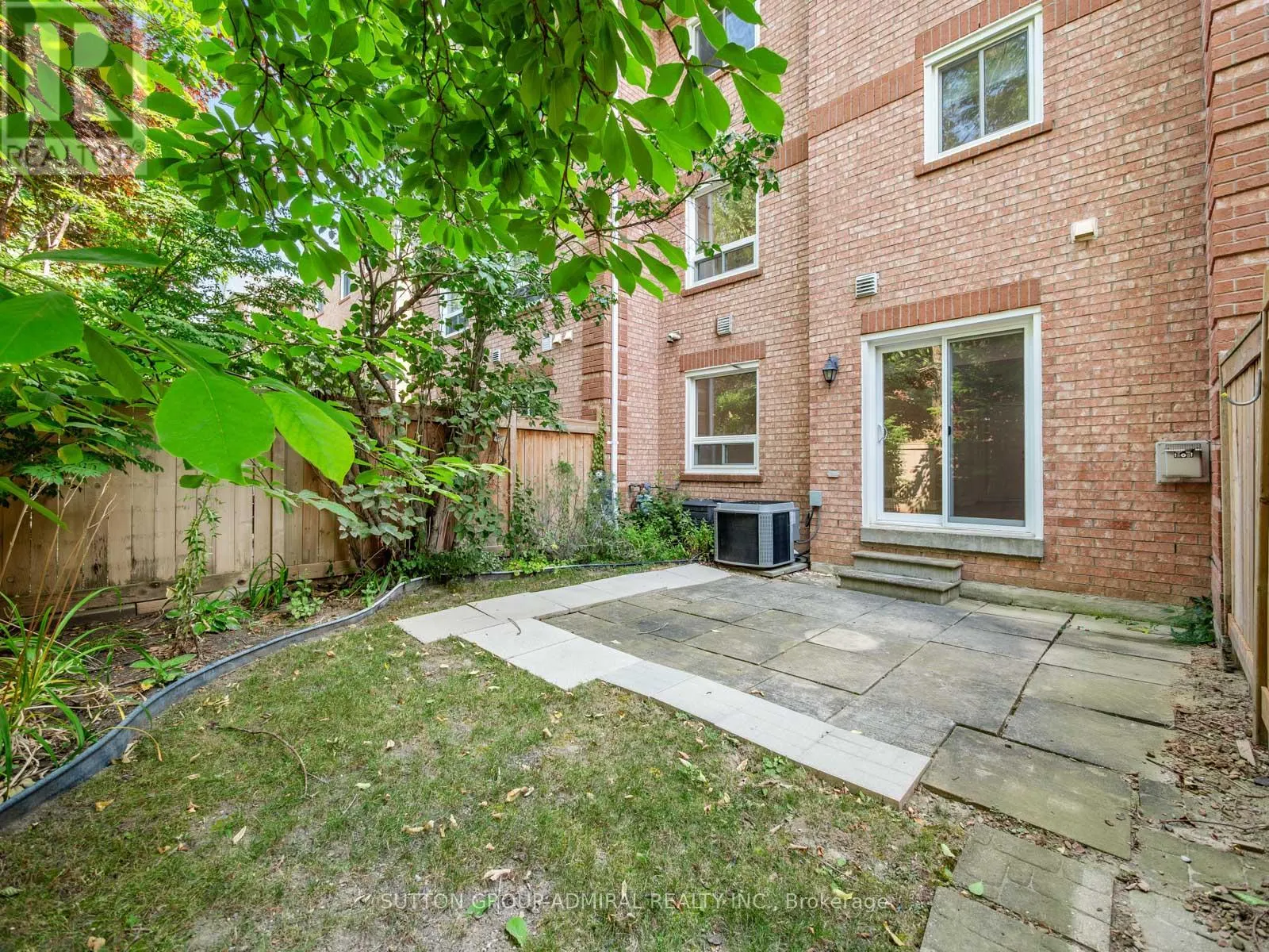 12 TOVA PLACE