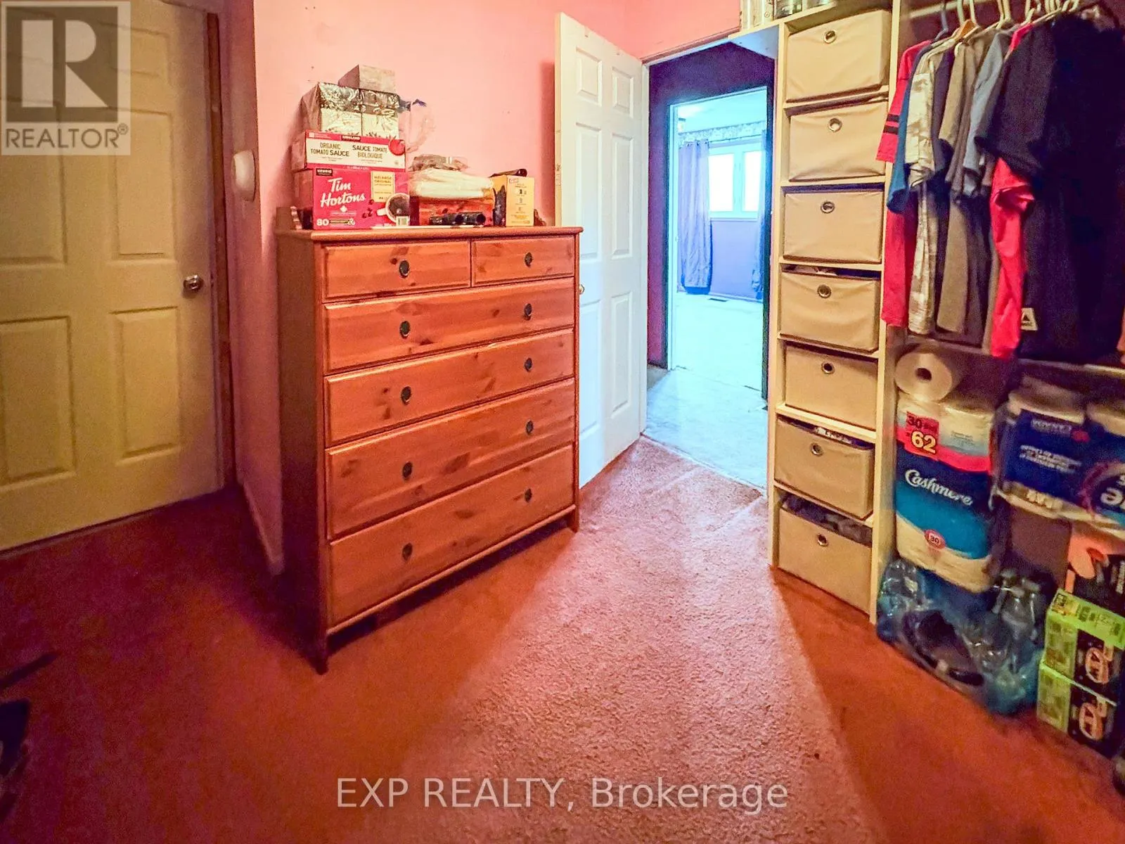 354 LAKELAND CRESCENT