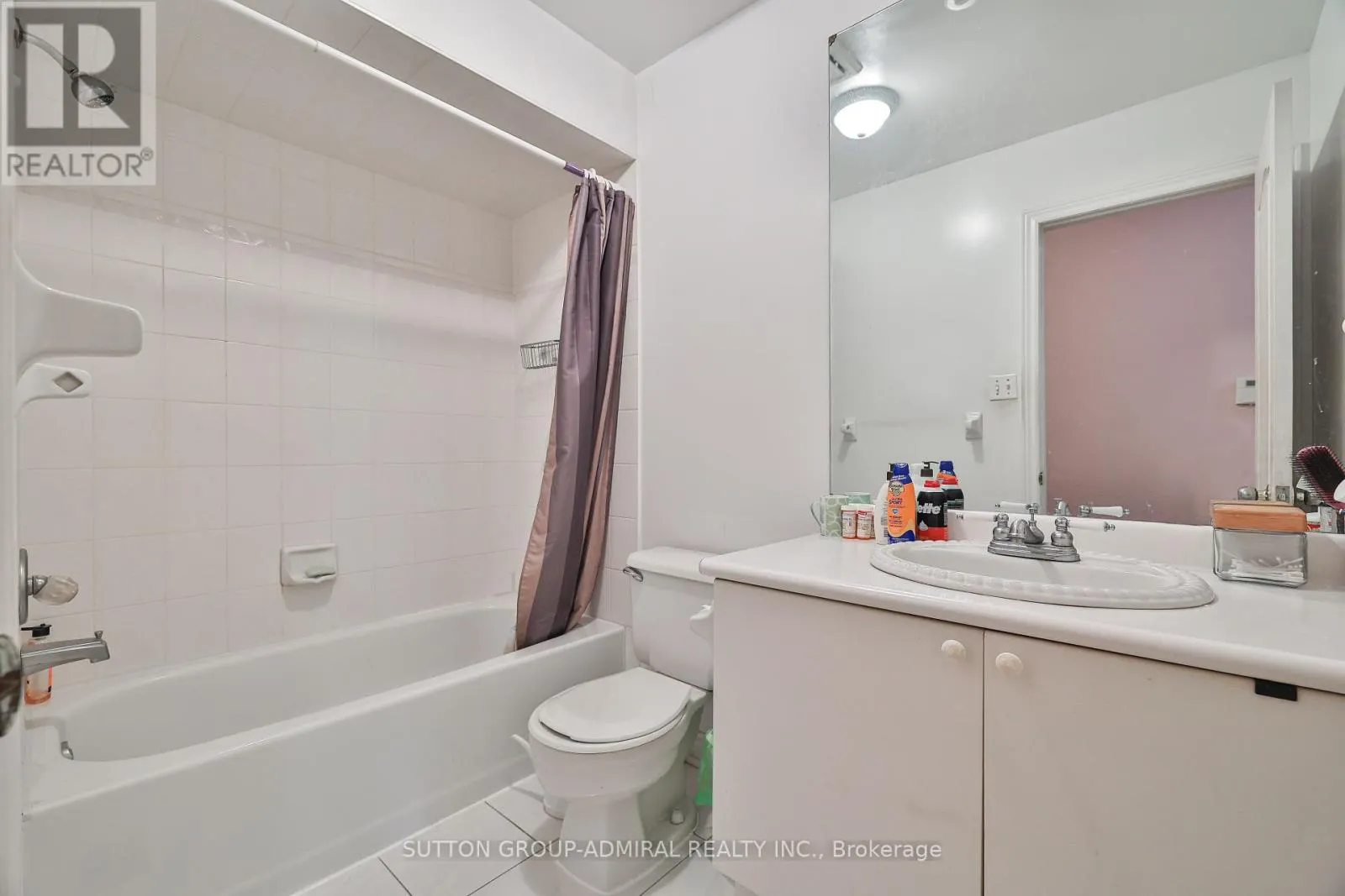 72 ADDISON STREET W