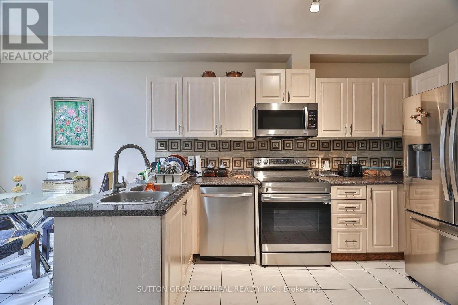 72 ADDISON STREET W