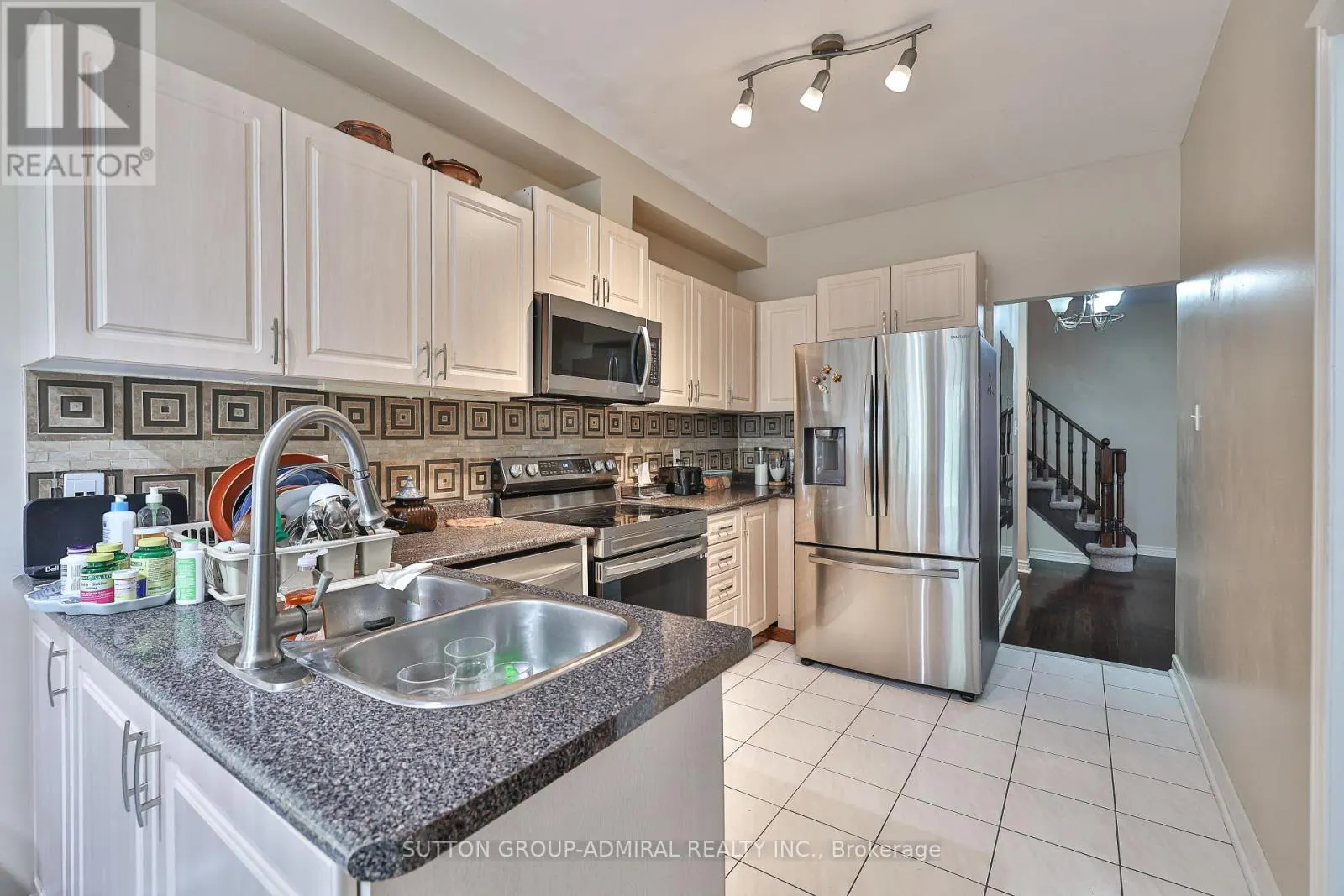 72 ADDISON STREET W