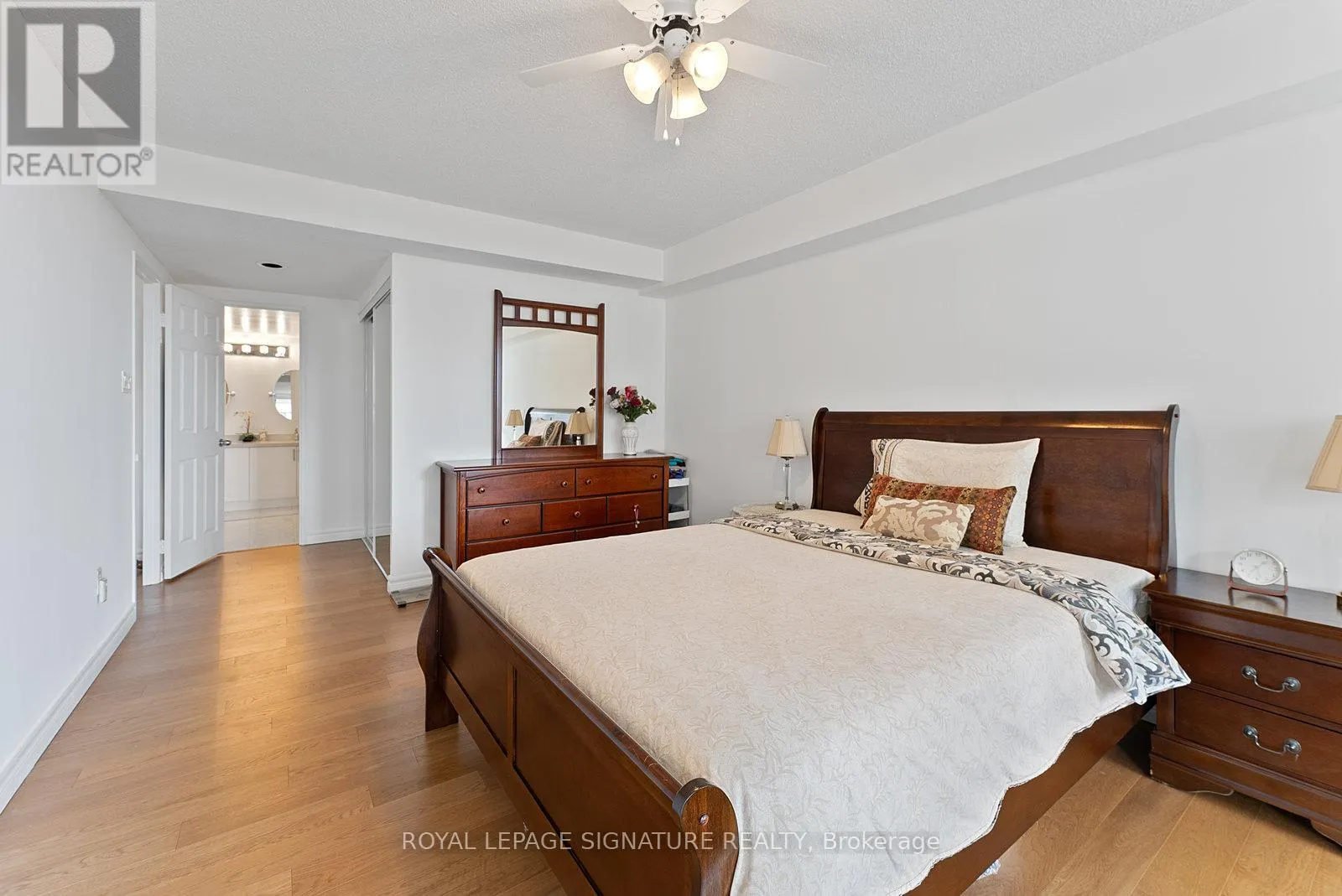 524 - 25 AUSTIN DRIVE