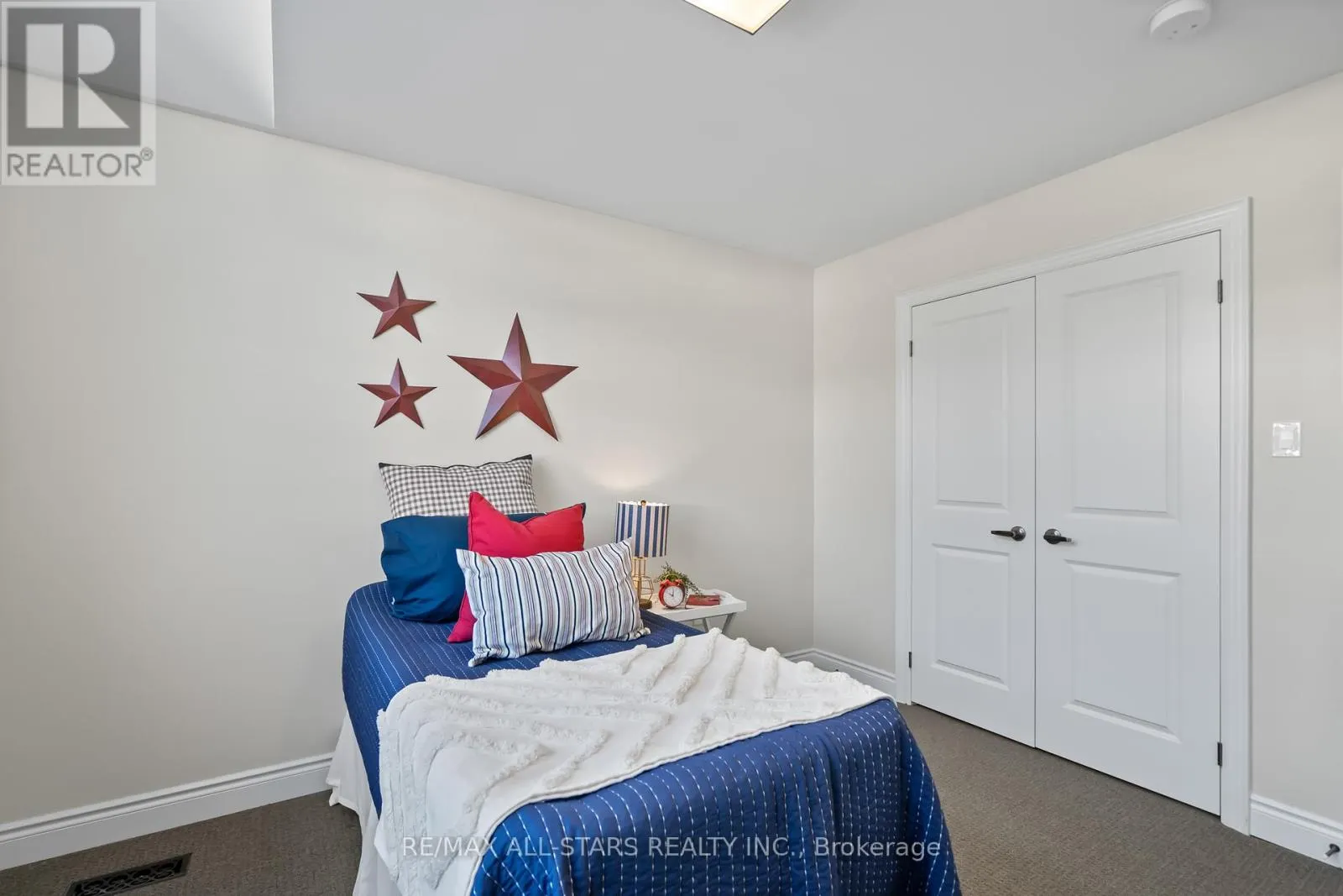 7 OS JAMES HUNT COURT