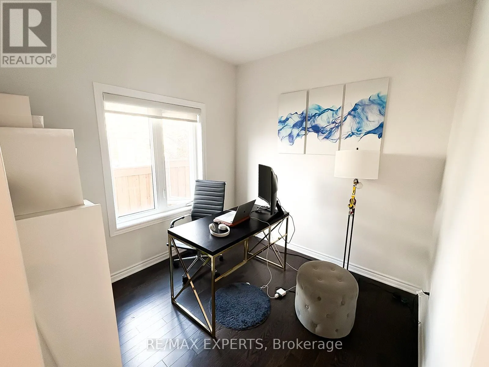 1426 FARROW CRESCENT
