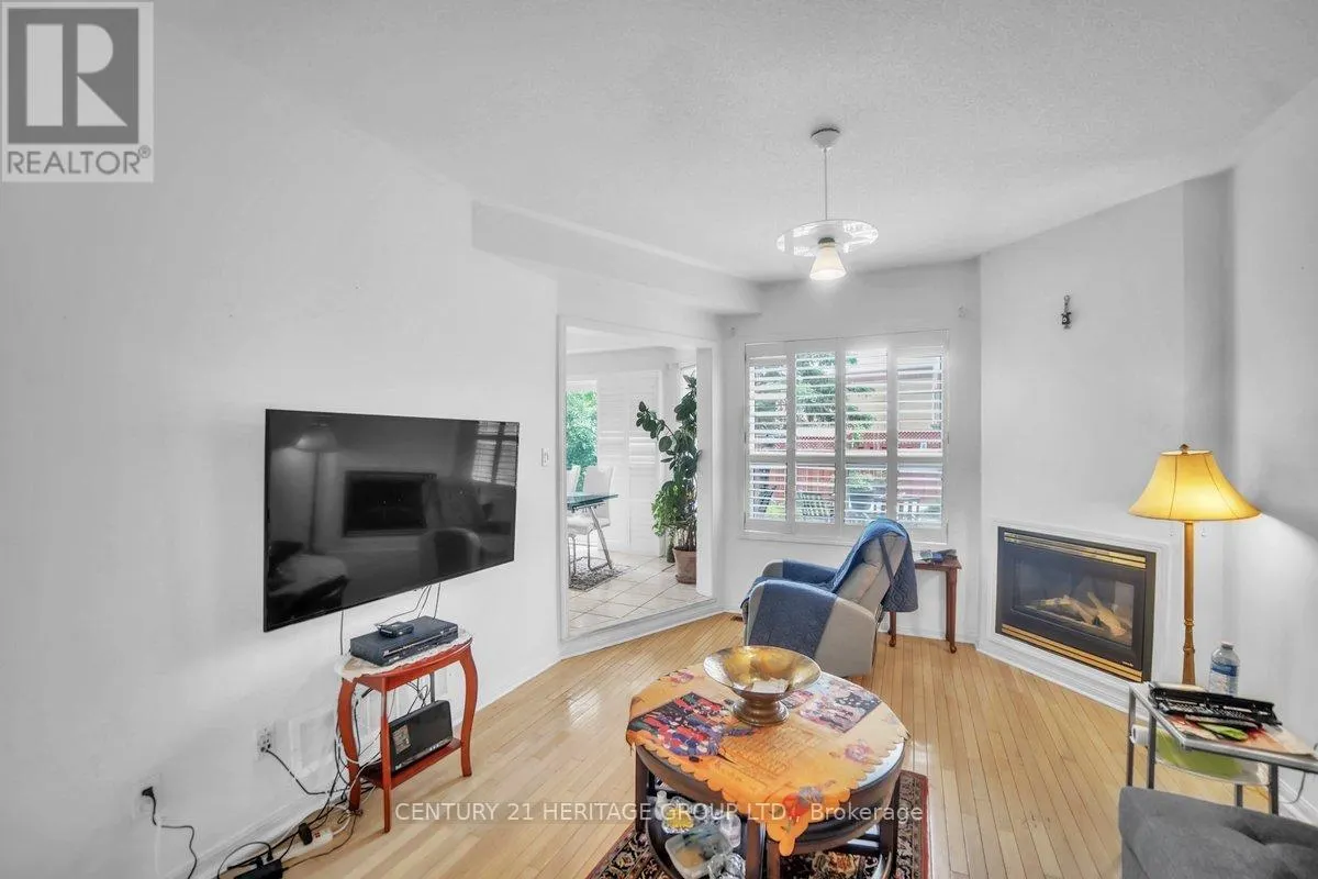 765 DILLMAN AVENUE