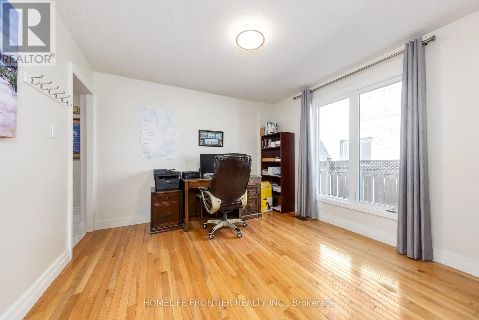 121 CARRINGTON DRIVE
