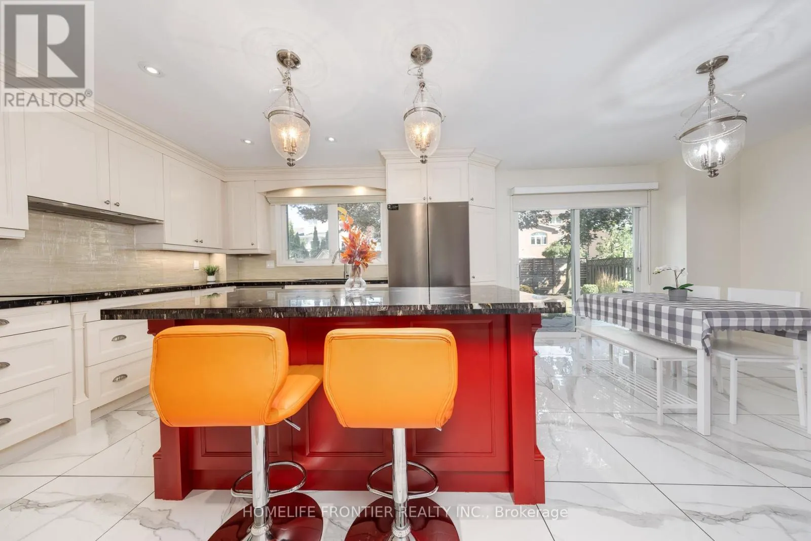 121 CARRINGTON DRIVE