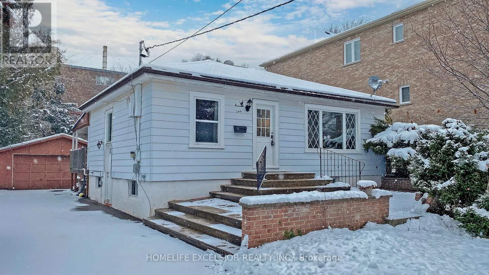 249 PALMER AVENUE