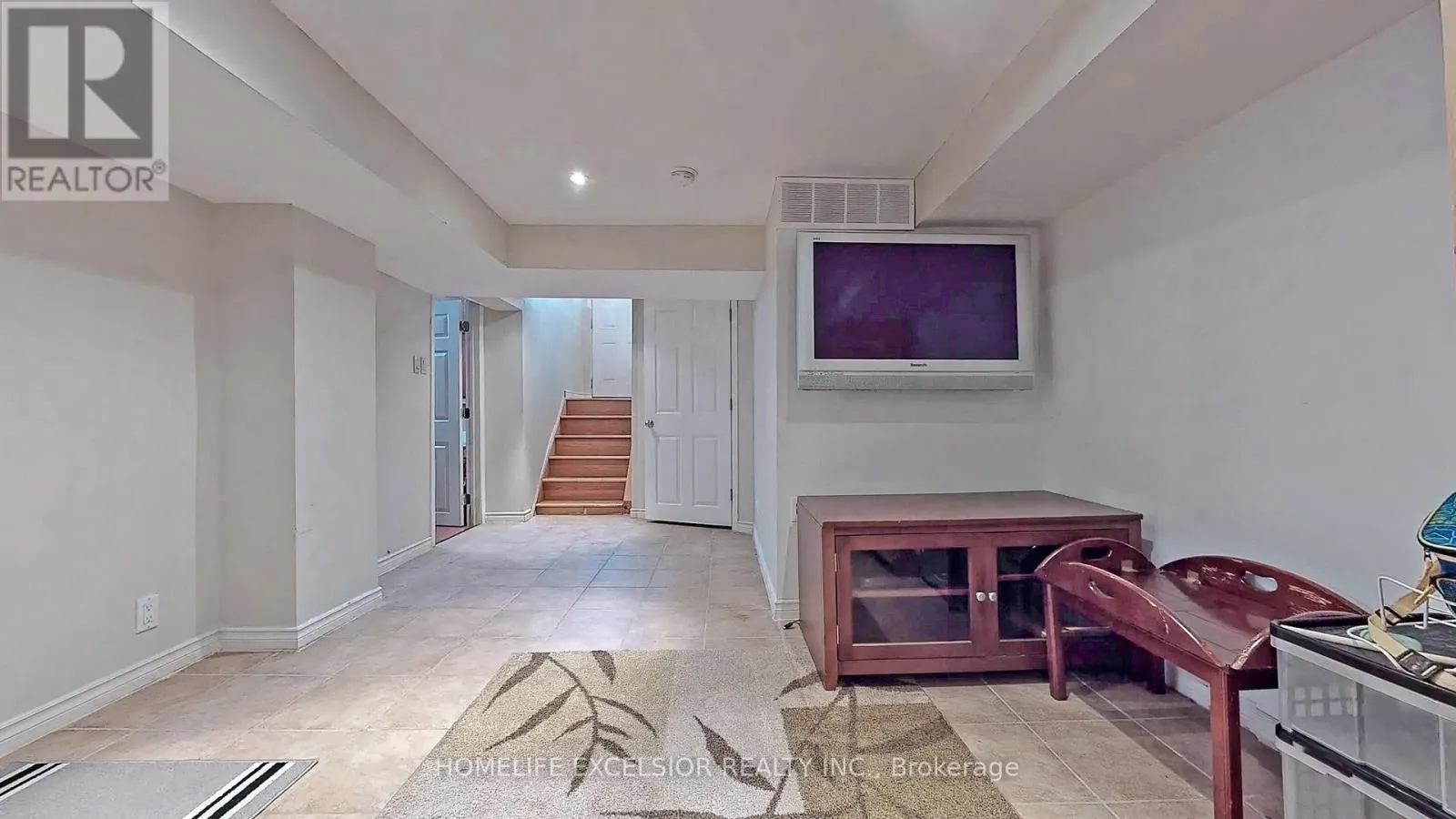 249 PALMER AVENUE