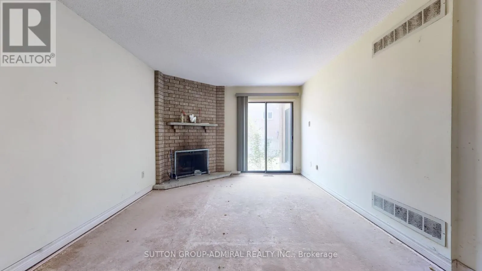 71 FEATHERSTONE AVENUE