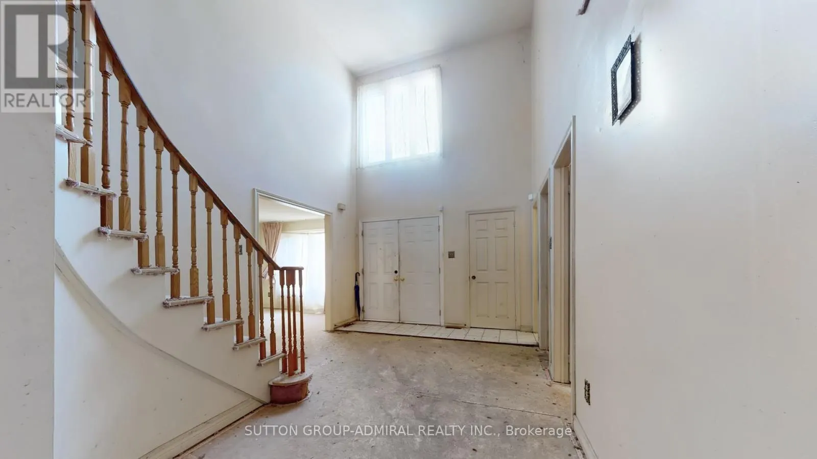 71 FEATHERSTONE AVENUE