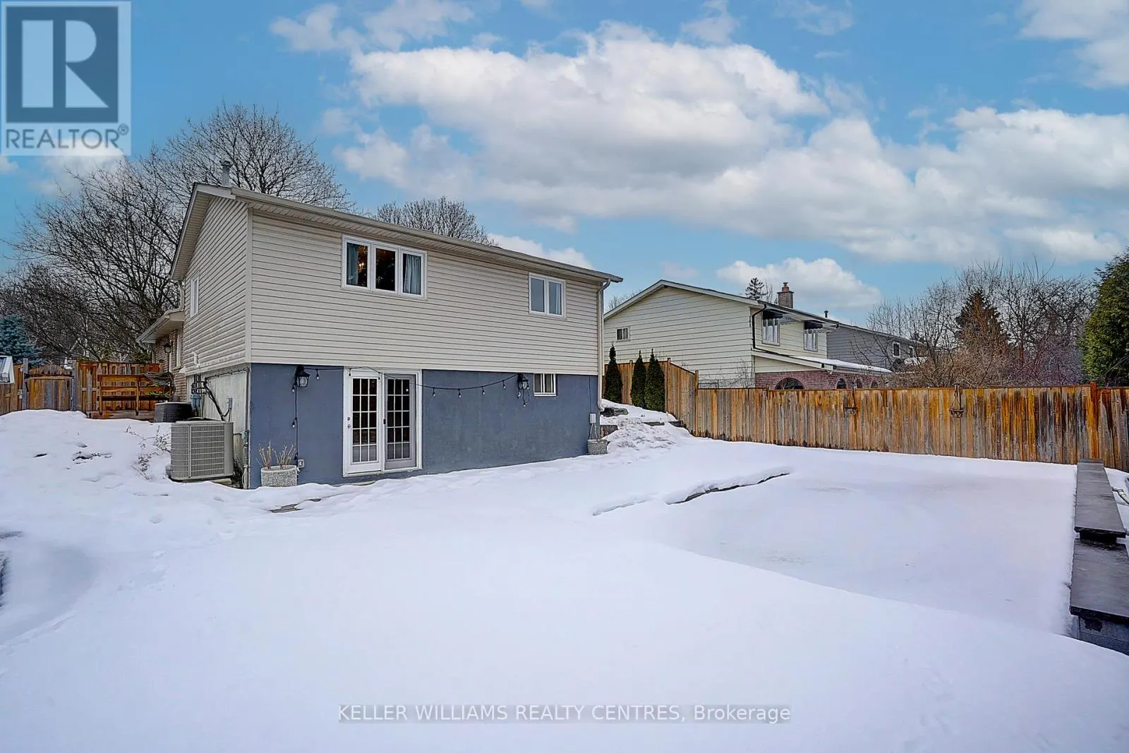 17 SIR KAY DRIVE