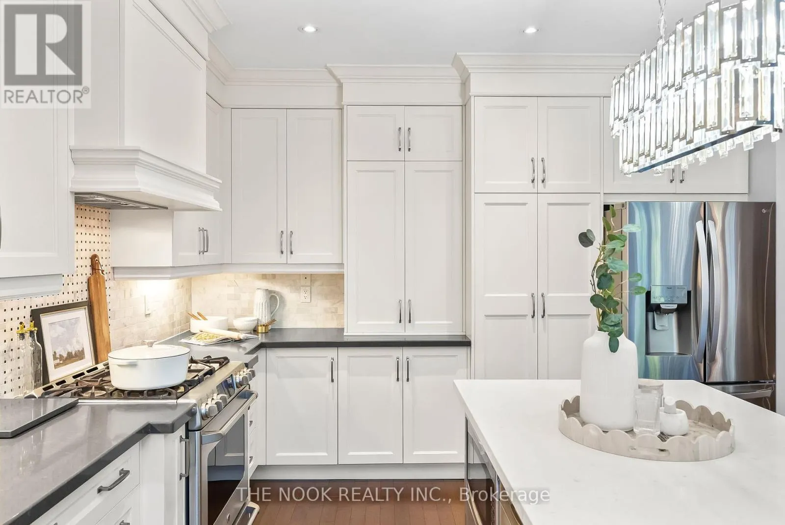 7 ELLSWORTH AVENUE