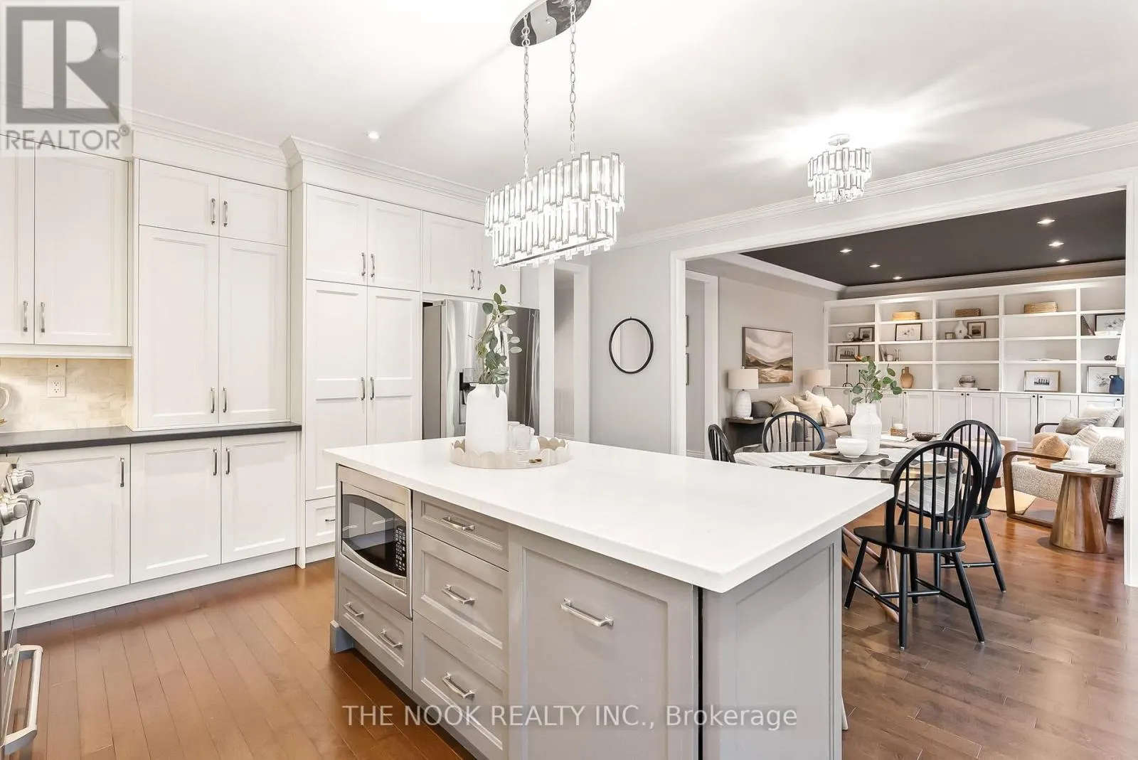 7 ELLSWORTH AVENUE