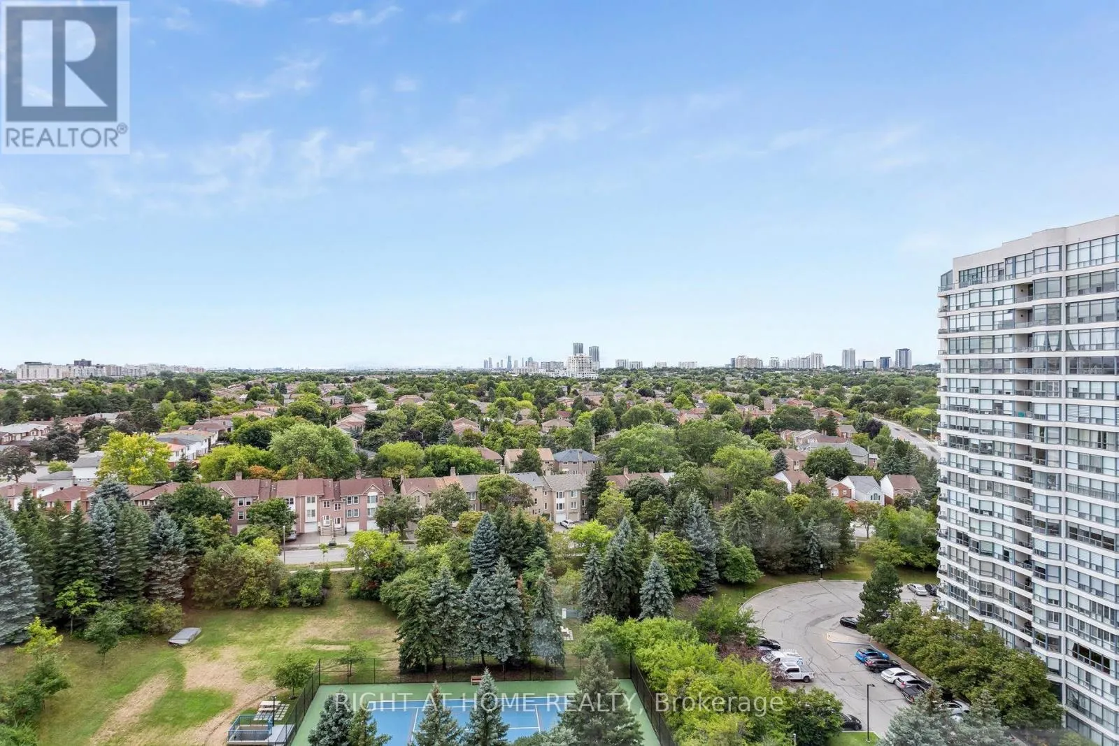 1611 - 7300 YONGE STREET