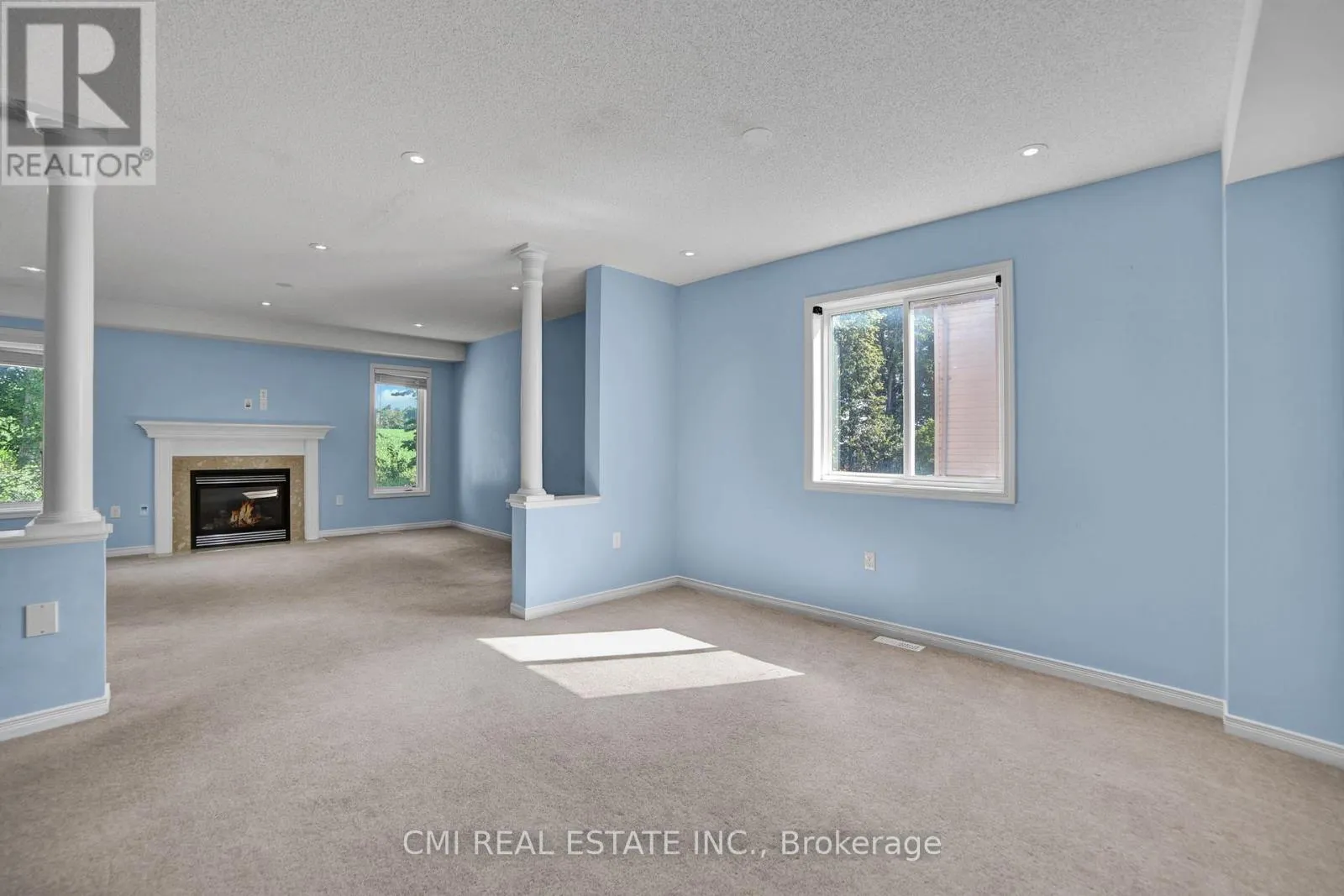 1218 LESLIE DRIVE