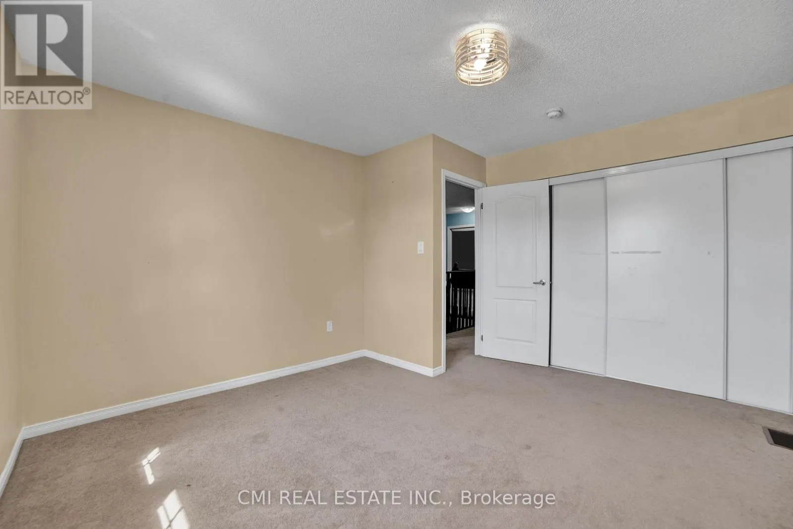 1218 LESLIE DRIVE