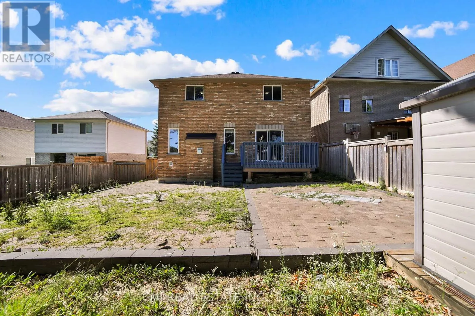 1218 LESLIE DRIVE