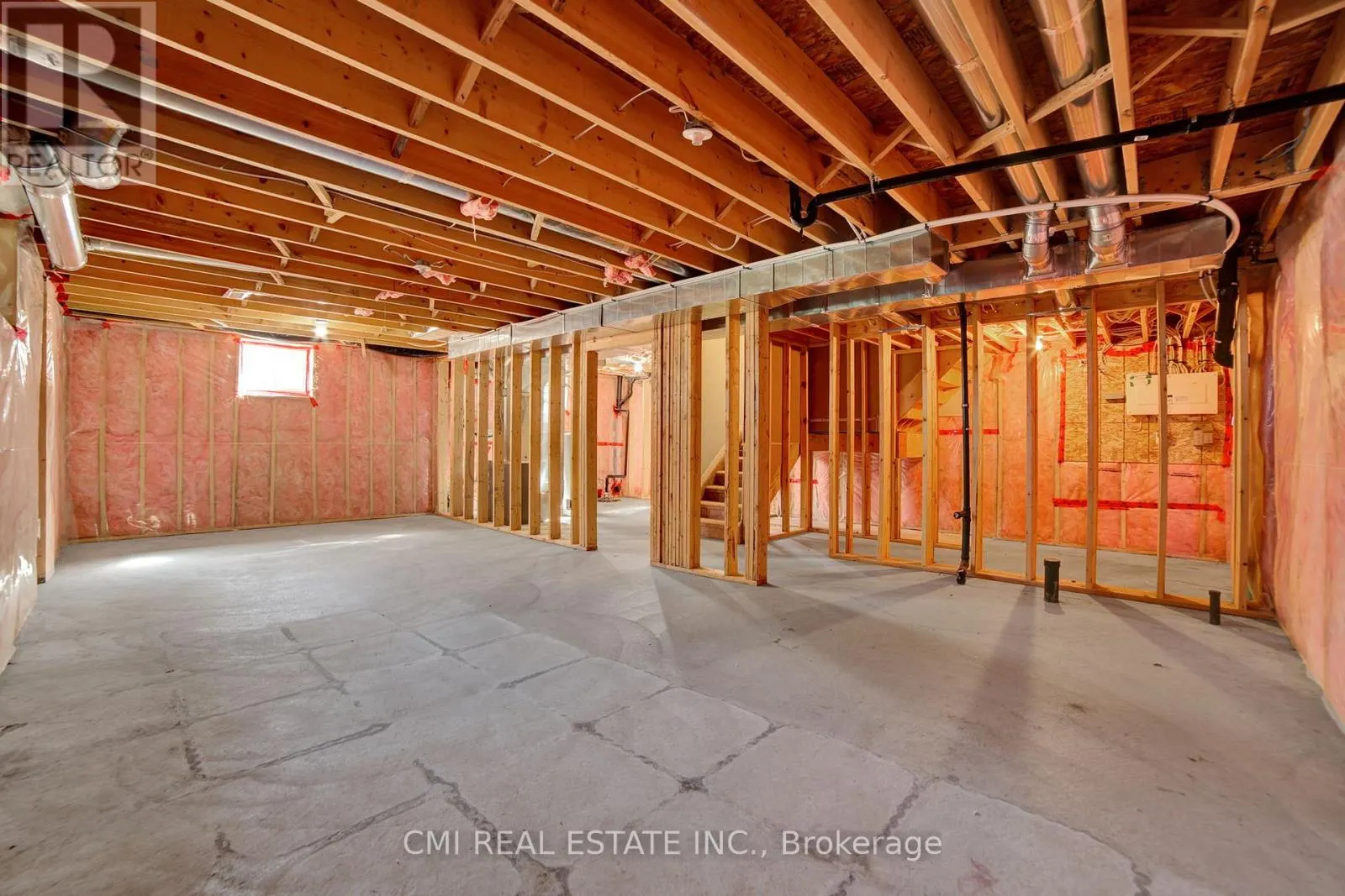 1218 LESLIE DRIVE