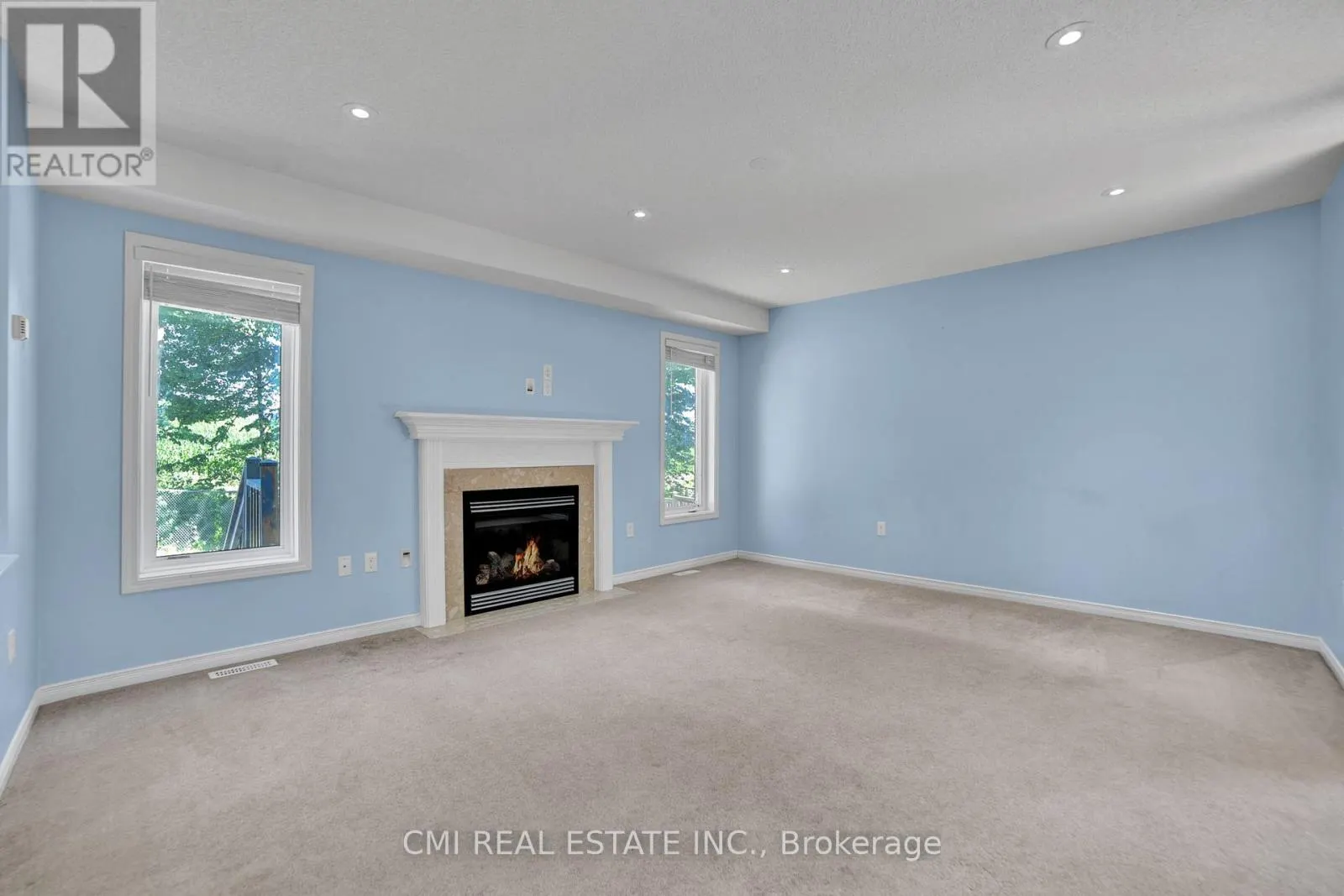 1218 LESLIE DRIVE