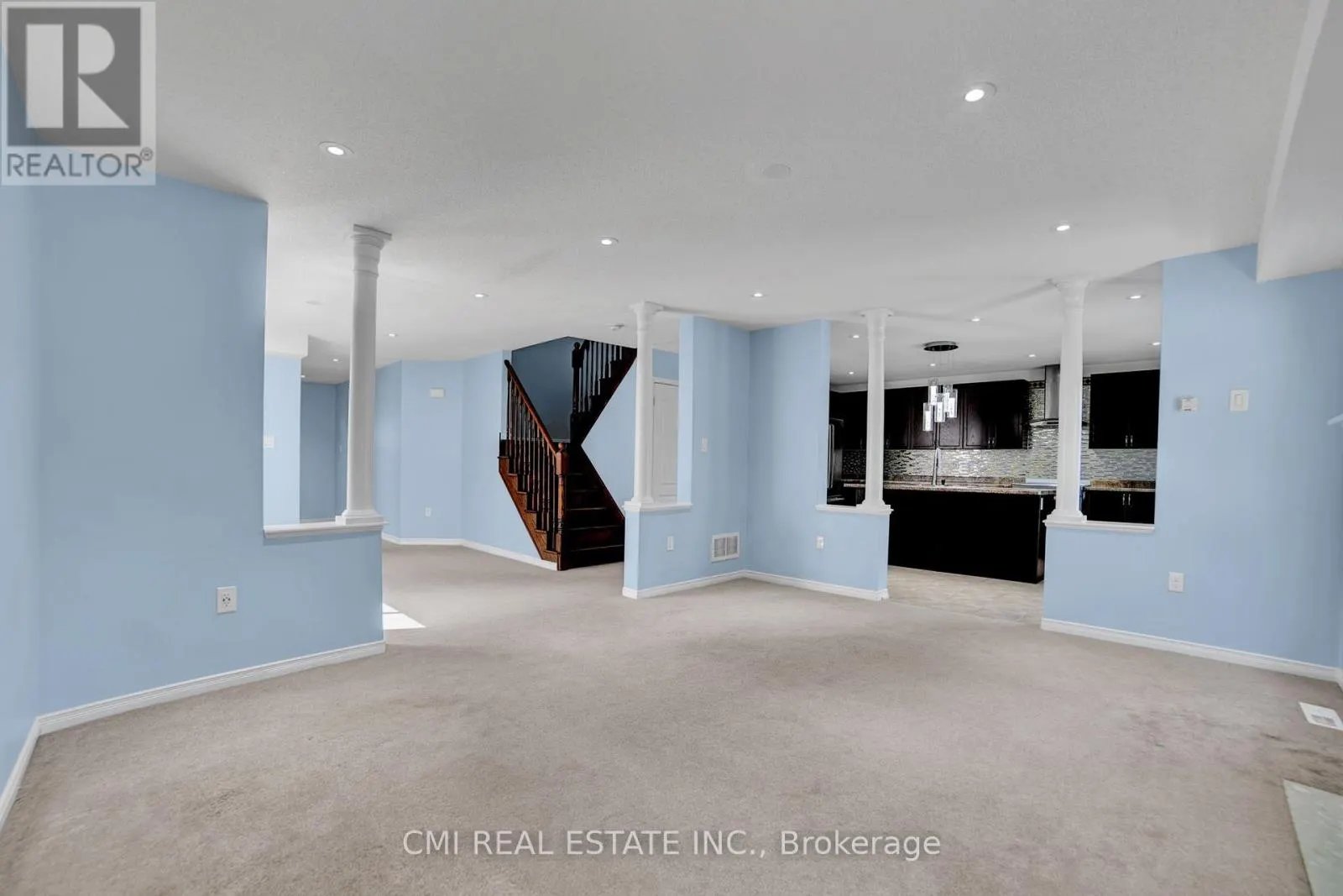 1218 LESLIE DRIVE