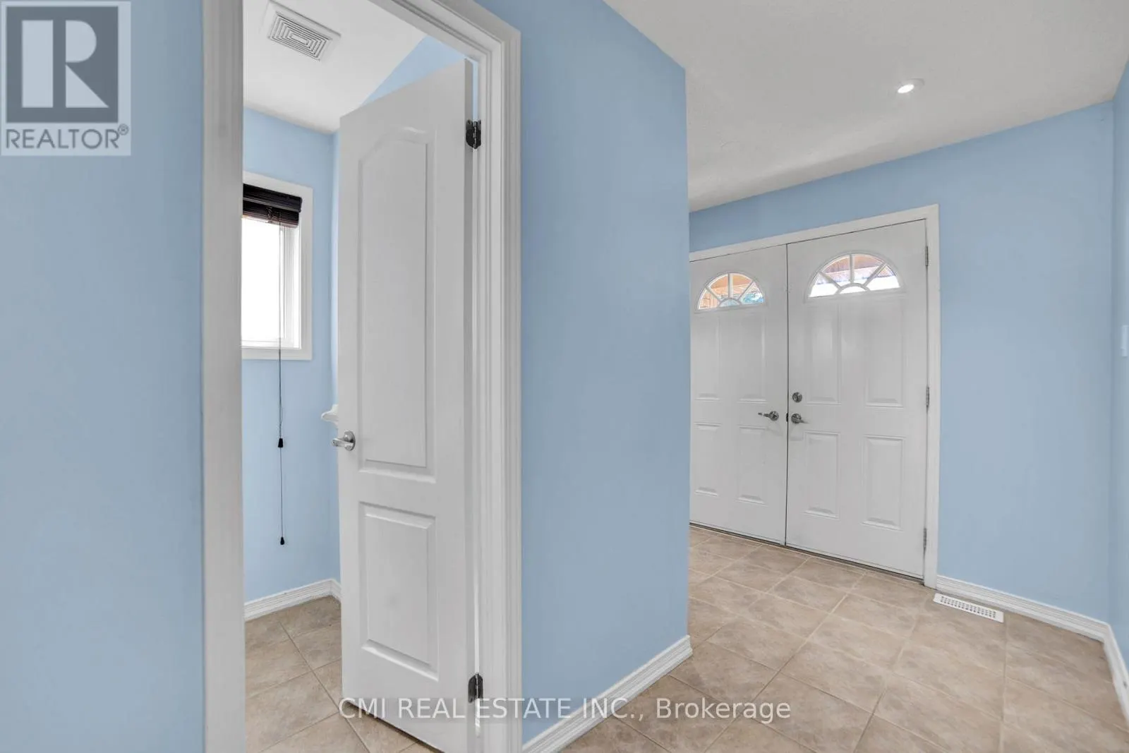 1218 LESLIE DRIVE