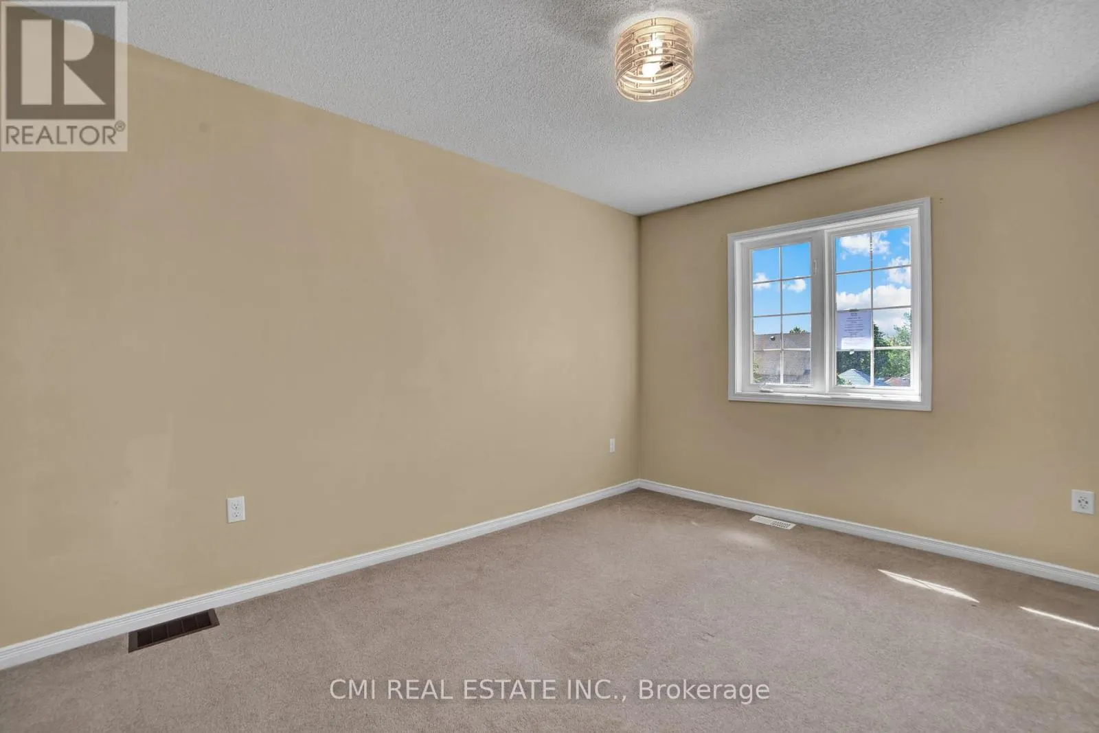 1218 LESLIE DRIVE