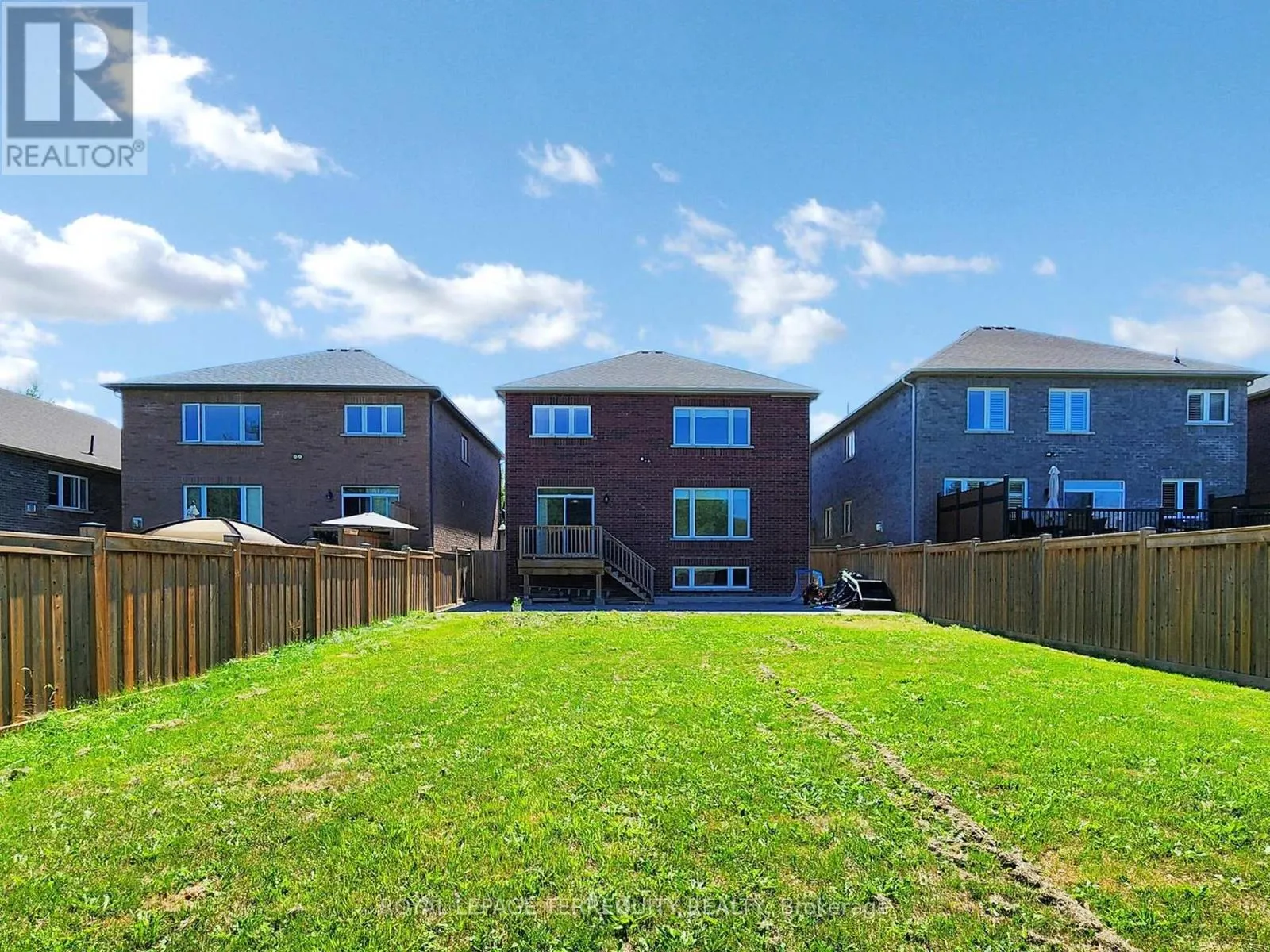 28 RICHMOND PARK DRIVE